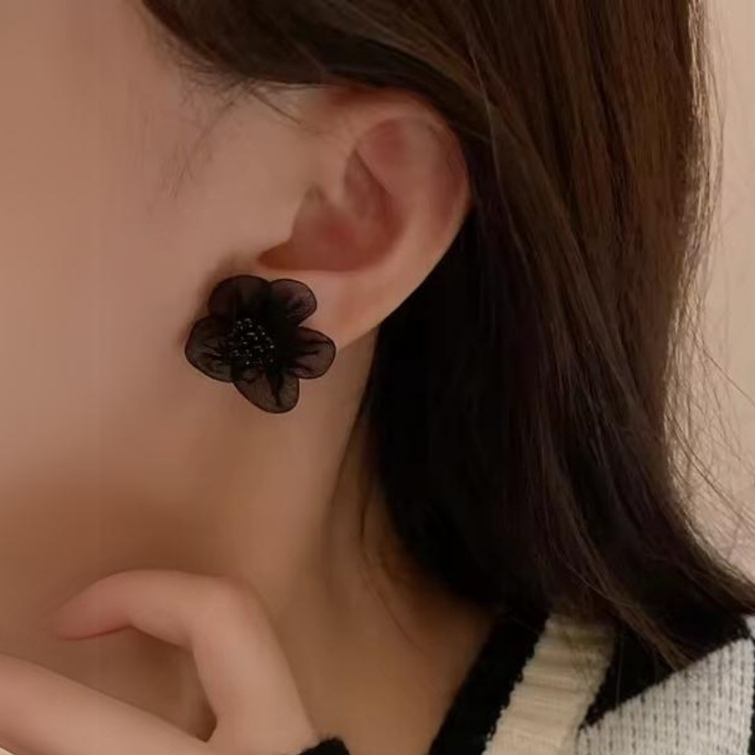 Flower Earrings Black