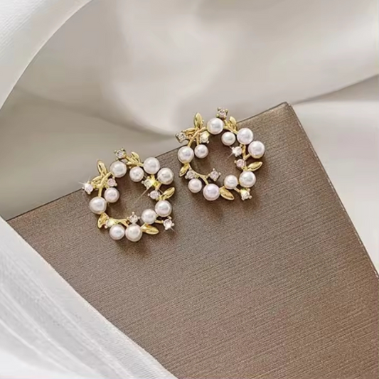Bling Pearl Minimal Earrings