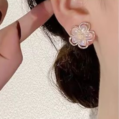 Flower Minimal Earrings