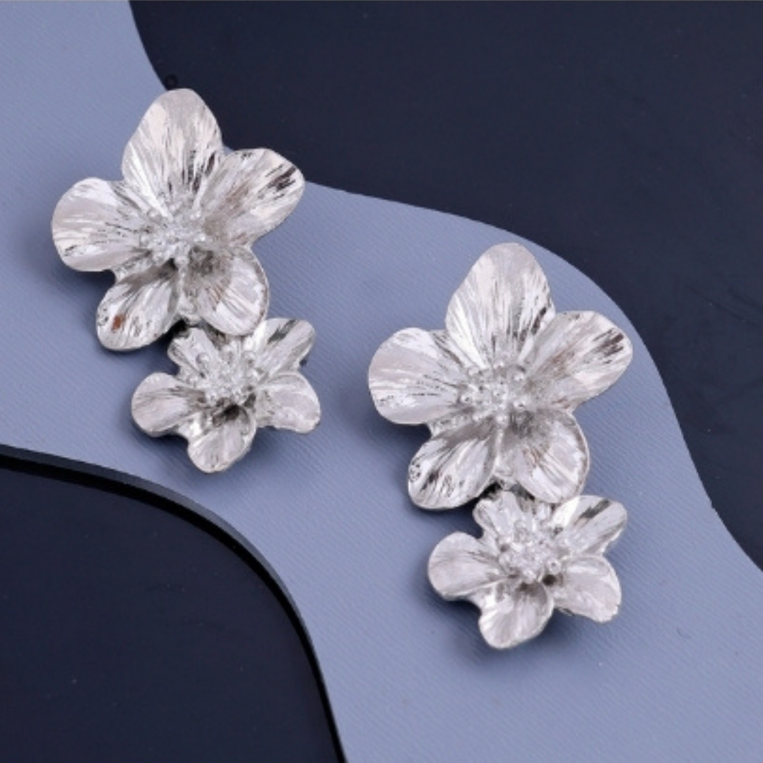 Pretty Flower Silver Earrings