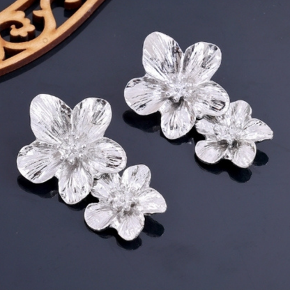 Pretty Flower Silver Earrings