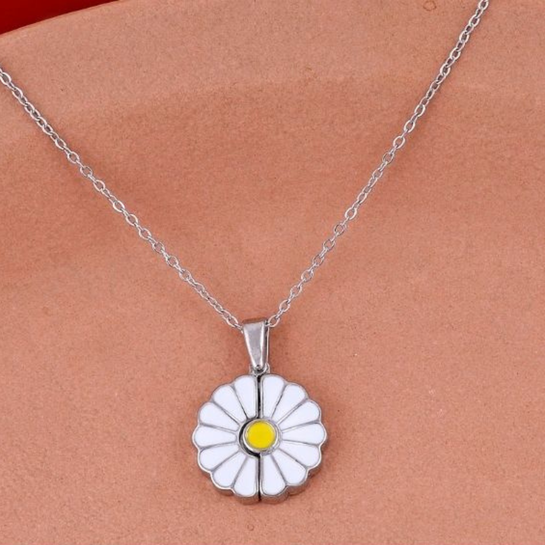 Daisy Necklace