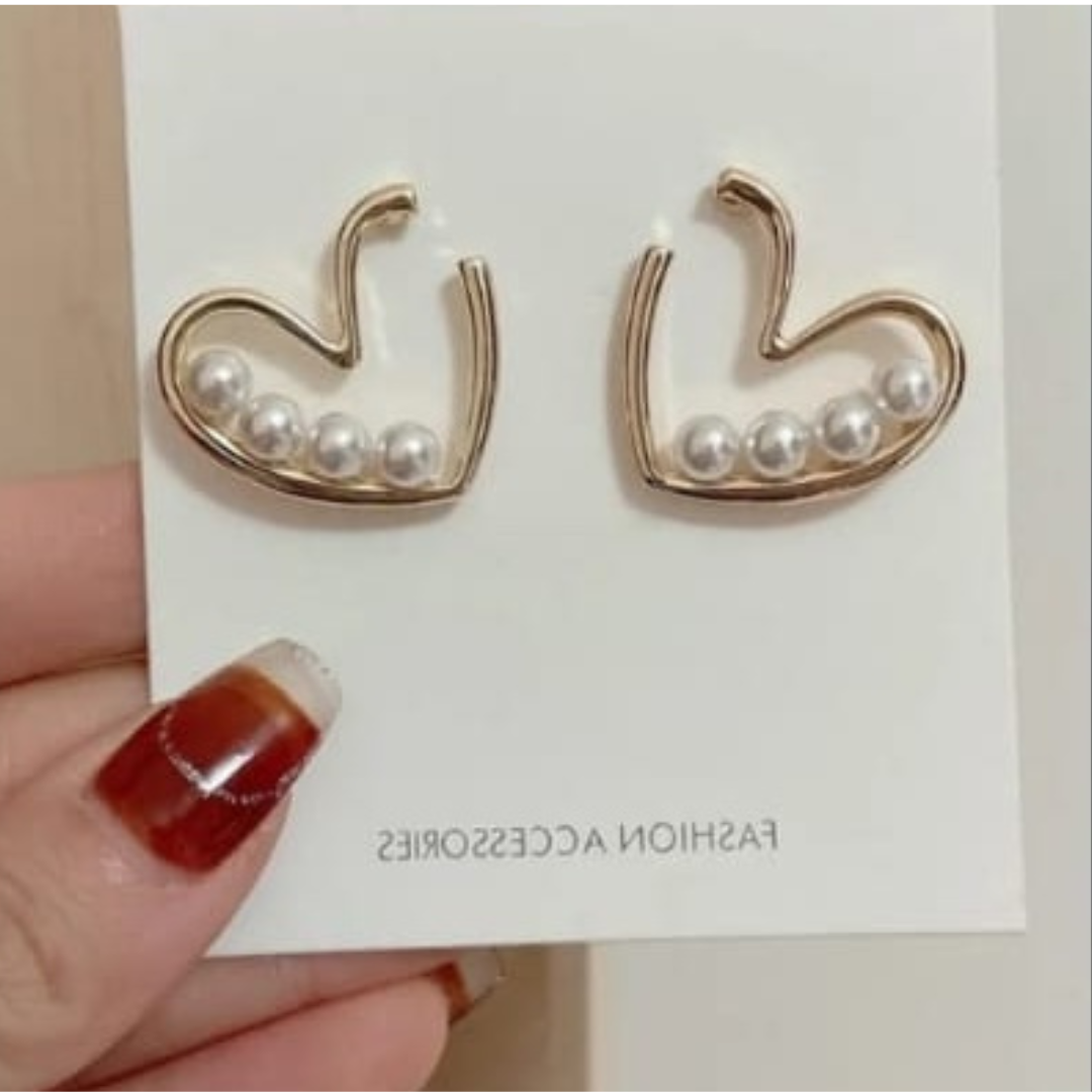 Pearl That Heart Statement Earrings