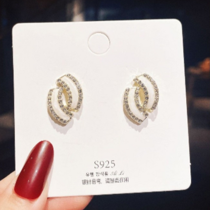 Whirl Stud Jazzy Earrings White