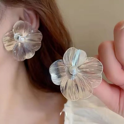 Daisy Silver Earrings