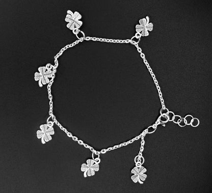 Flower Bracelet : Handmade