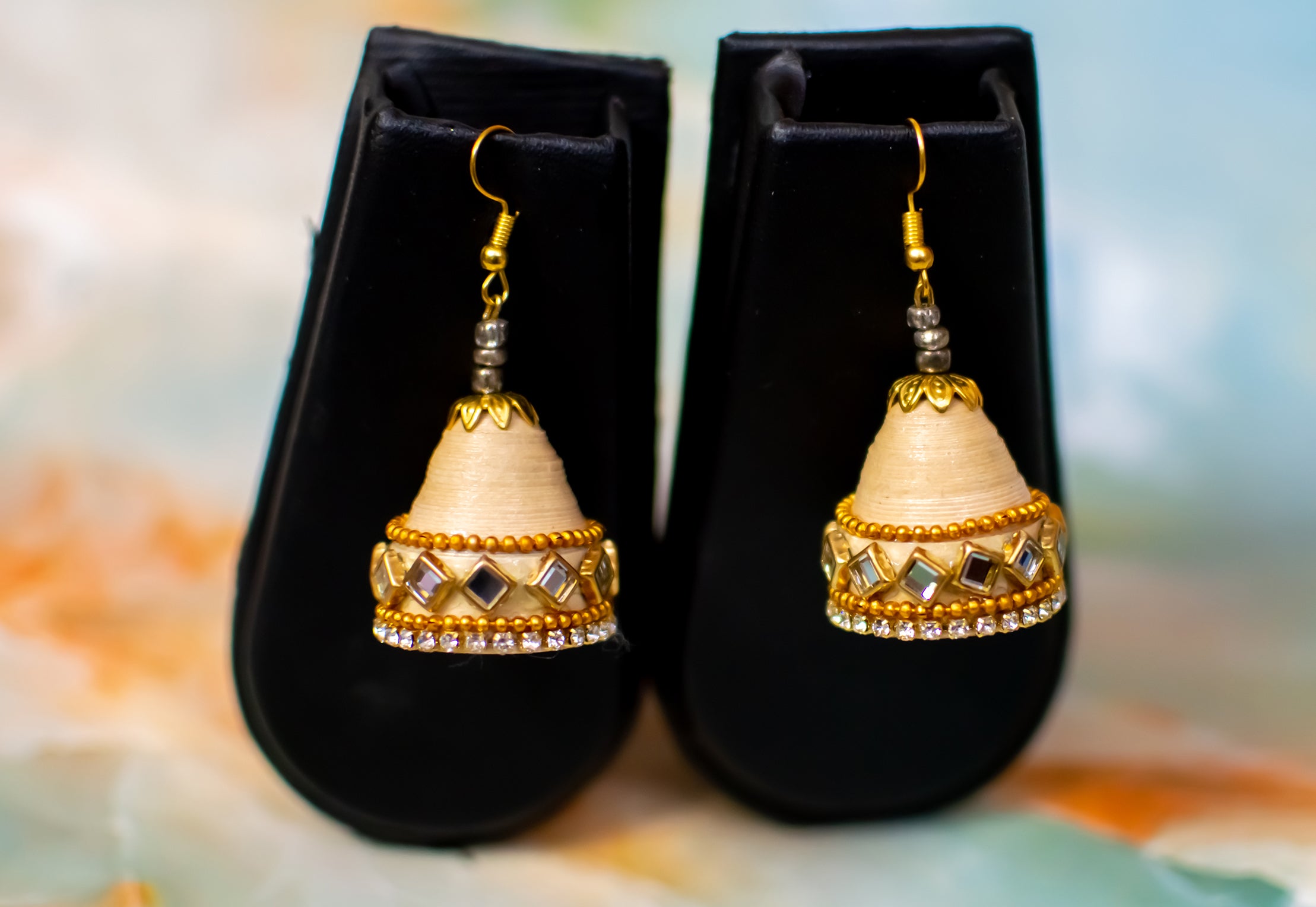 Chain And Stone Work Handmade Silk Thread Earrings at Rs 100/pair in  Bengaluru